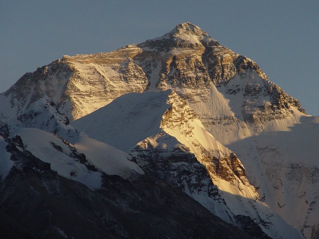 ct-dw-North-Face-of-Everest-Tibet.jpg (178972 bytes)