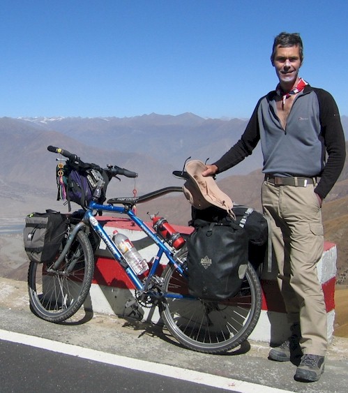 Stephan Lord at Kampa Pass in Tibet