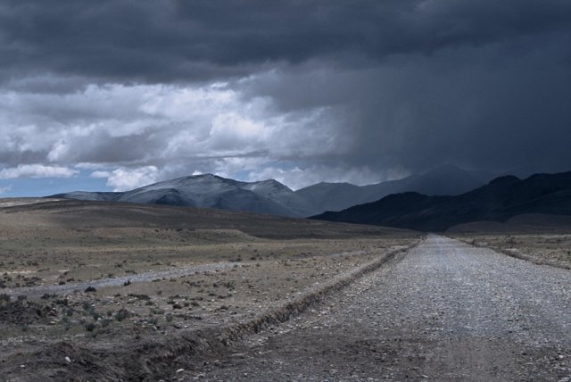 I took the wrong road out of Saga. New roads old maps, frequent problem. Ended up on the south side of the Yarlung Tsangpo and towards Nepal before getting back to the main road 200km away. Just followed the river and eventually came good. Definatley closed areas. met the ”Frontier Police,“ and was shooed away from an army base. I imagined very few if any Westerners had made it that way, very traditonal Tibetan living. Very isolated.