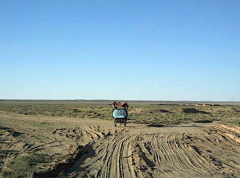 The Hitchhikers' Guide to the Gobi: Three-wheeling Through the Desert - Bike China Adventures
